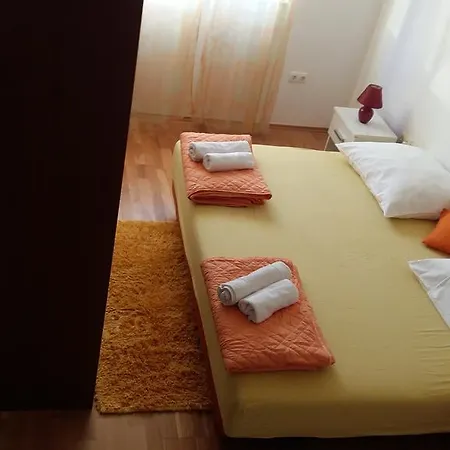 Apartamento Tina *