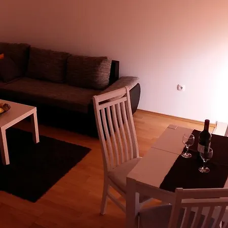 Tina Apartamento